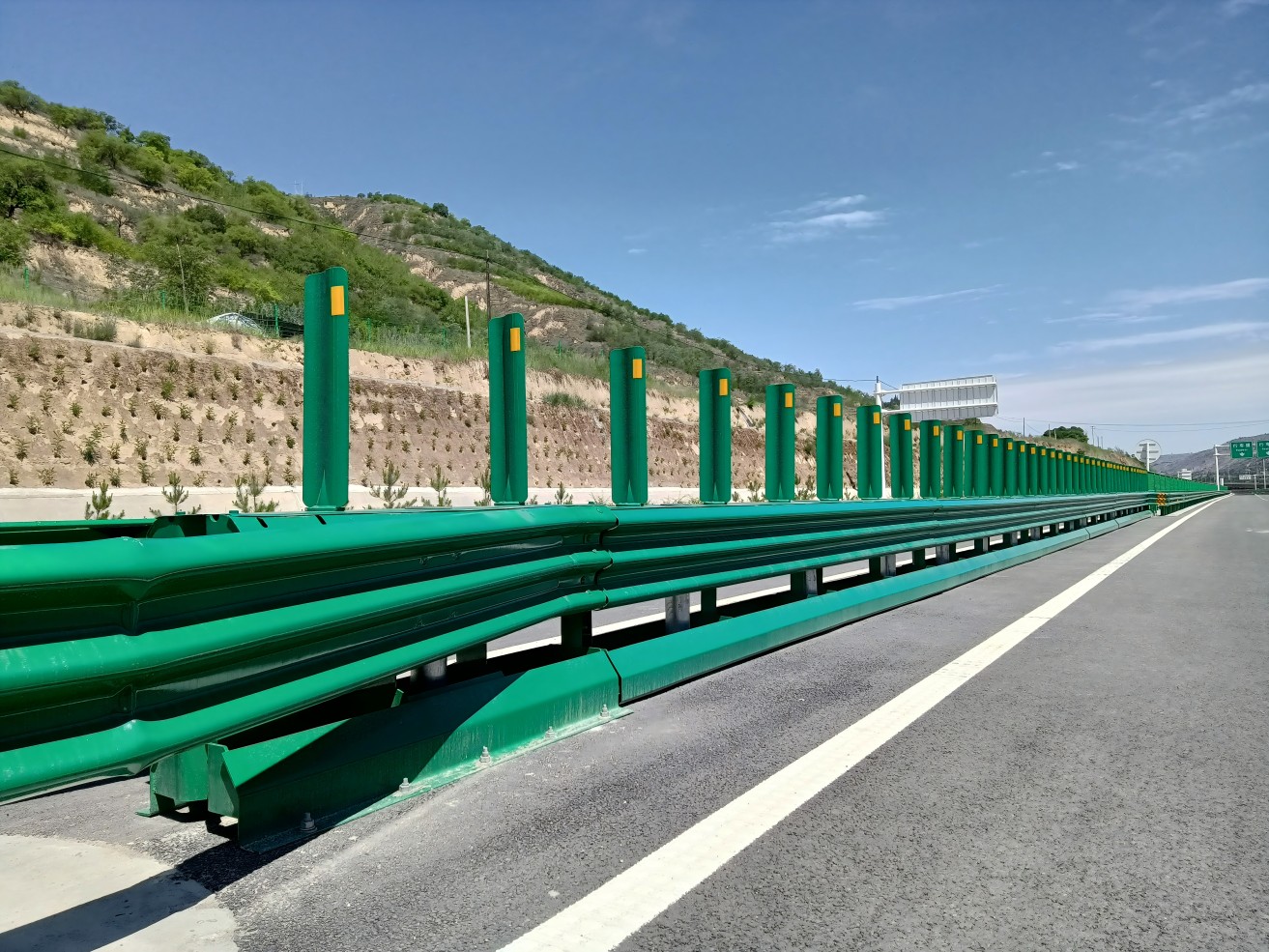 Am级/SB级组合式波形板活动护栏