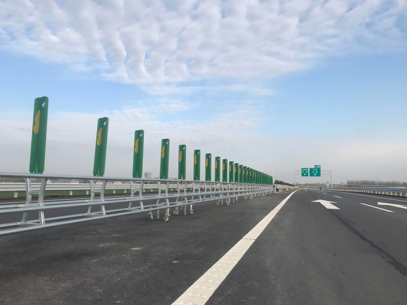 Am级/SB级框架式无预应力活动护栏